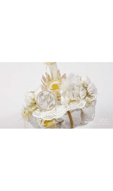 Lumanare botez cu lebede brodate si dantela alba Gold Swan 11